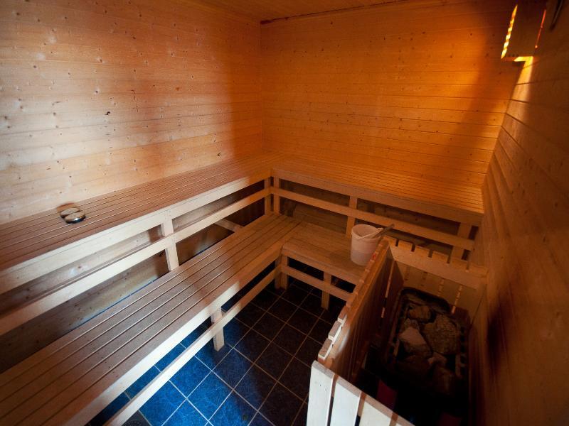 Mefjord Brygge Hotel Tromso Ngoại thất bức ảnh