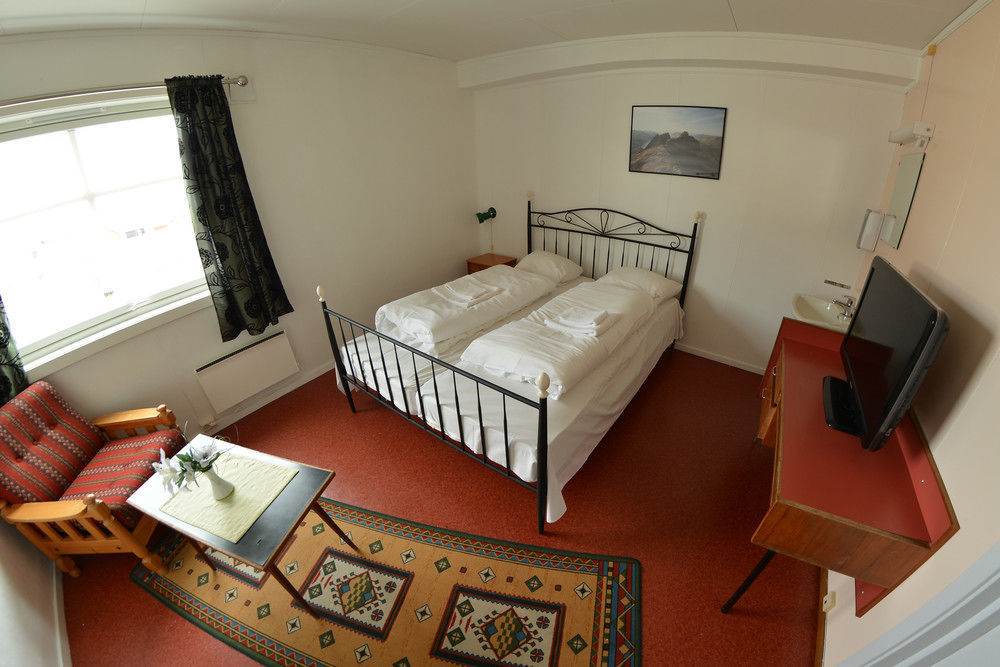 Mefjord Brygge Hotel Tromso Ngoại thất bức ảnh