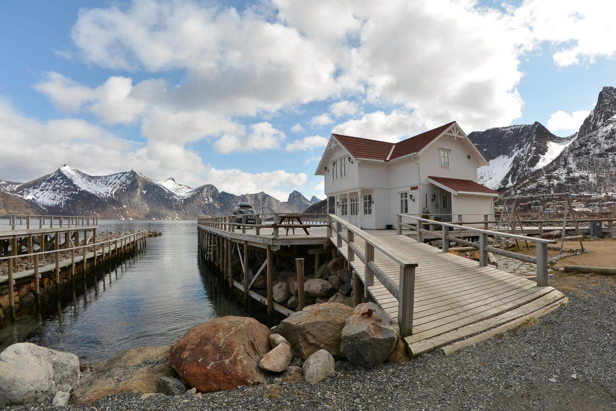 Mefjord Brygge Hotel Tromso Ngoại thất bức ảnh